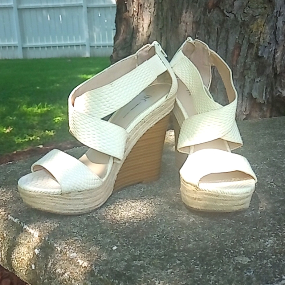 INC IVORY WEDGES